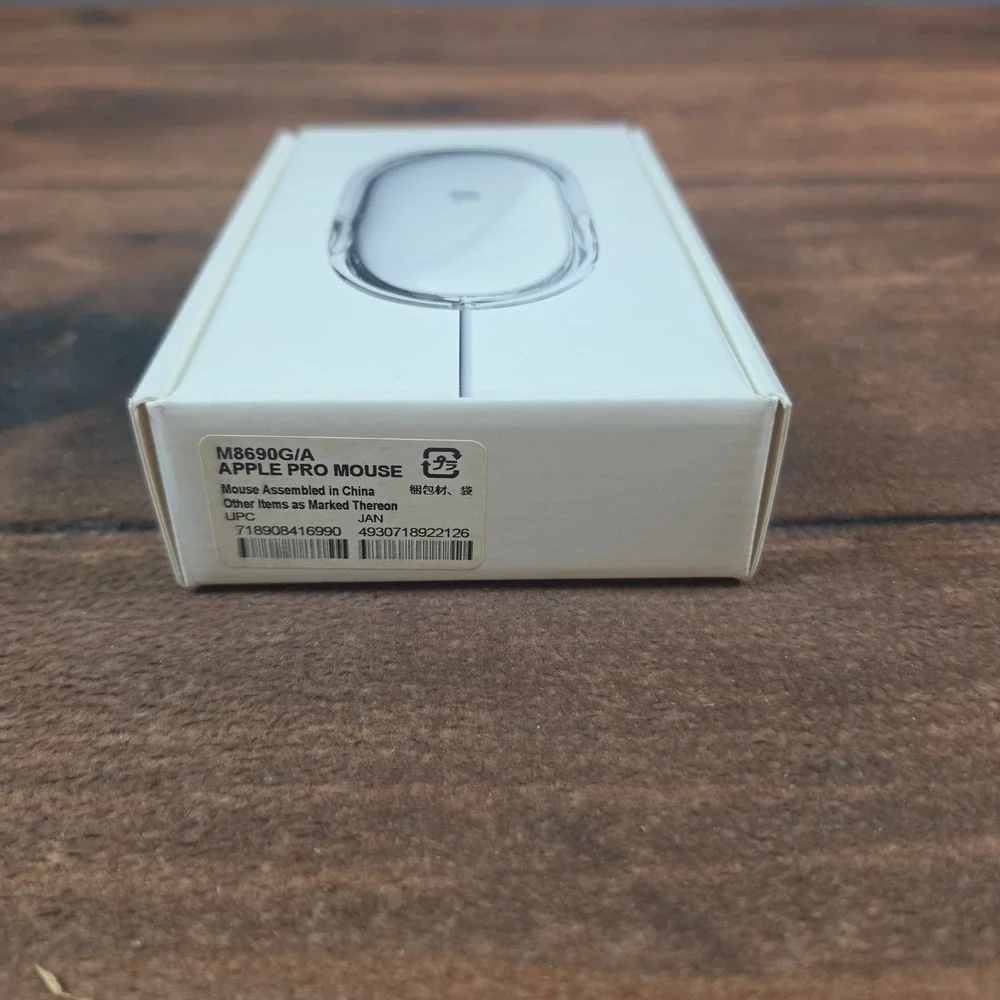 Apple Pro Mouse M8690G/A White New Wired Optical USB M5769 Vintage Tech